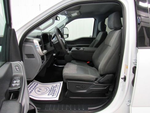 Used 2023 Ford F250 XLT AWD/4WD image 36
