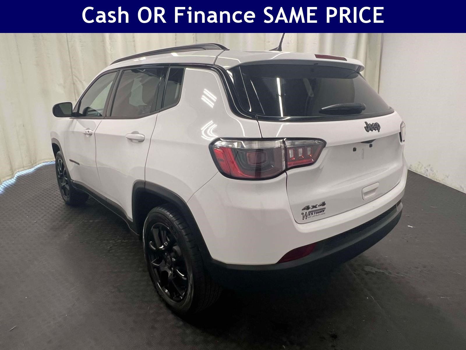 Certified 2025 Jeep Compass Latitude w/ Altitude Special Edition AWD/4WD image 8