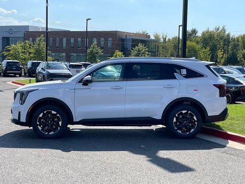 New 2026 Kia Sorento S AWD/4WD image 4