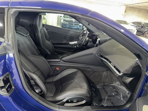 Used 2025 Chevrolet Corvette Z06 image 10