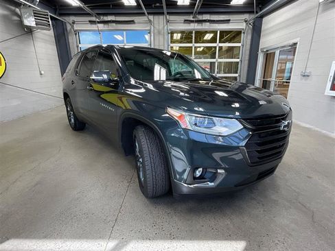 Used 2020 Chevrolet Traverse RS image 7