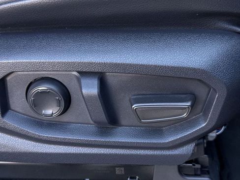 Used 2025 Toyota Tacoma TRD Pro AWD/4WD image 35
