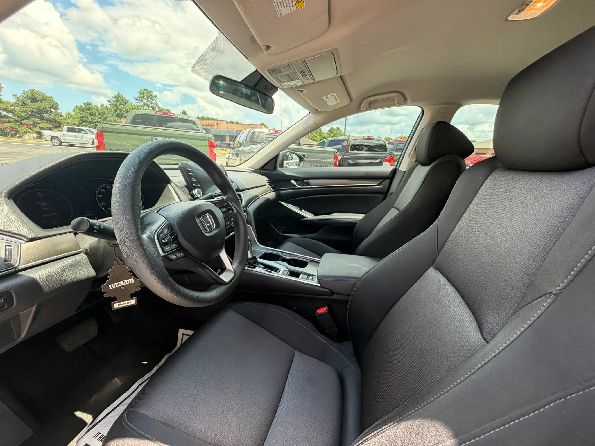 Used 2019 Honda Accord LX image 11
