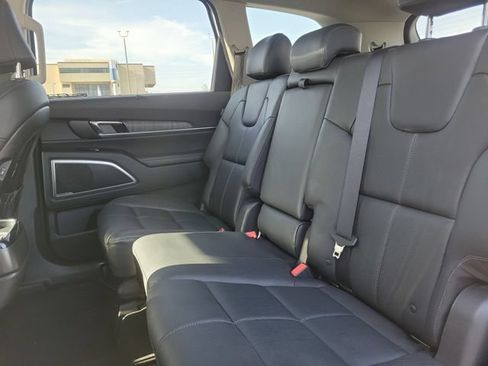 Used 2024 Kia Telluride EX FWD image 15
