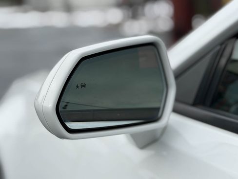 Used 2016 Chevrolet Camaro SS image 38