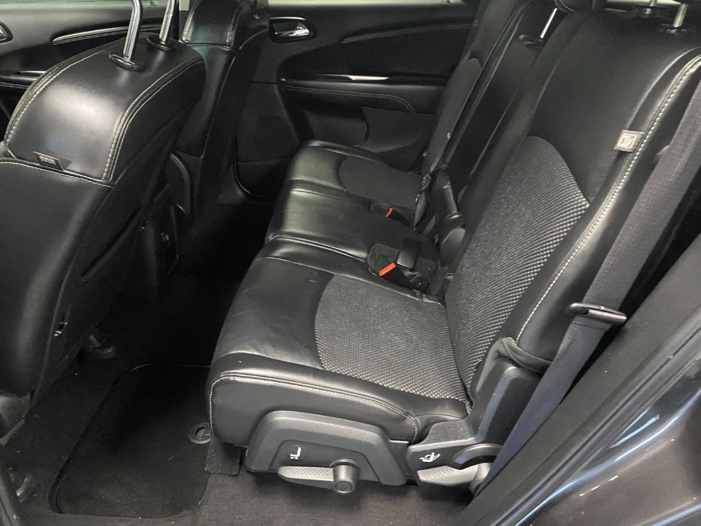 Used 2016 Dodge Journey Crossroad FWD image 14