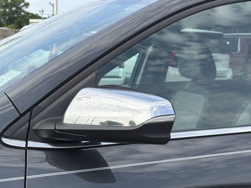 Used 2018 Chevrolet Equinox Premier FWD image 34