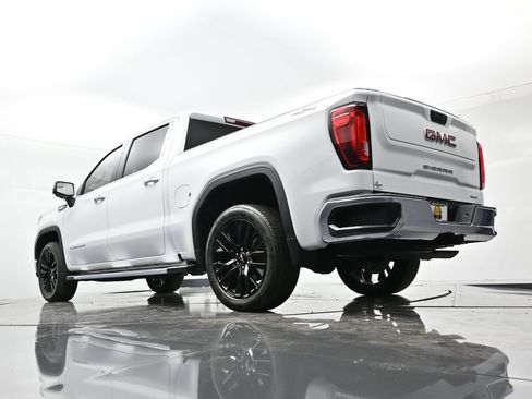 Used 2025 GMC Sierra 1500 SLT w/ SLT Premium Package AWD/4WD image 32