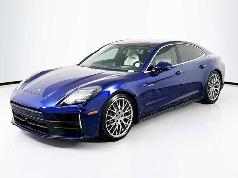New 2026 Porsche Panamera 4 image 1
