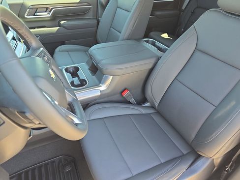 New 2026 Chevrolet Silverado 3500 LTZ w/ LTZ Premium Package AWD/4WD image 15