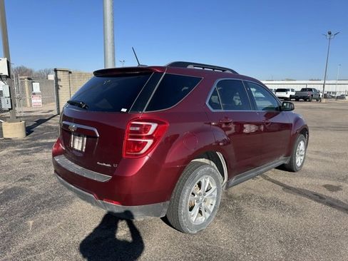 Used 2017 Chevrolet Equinox LT w/ Convenience Package image 7