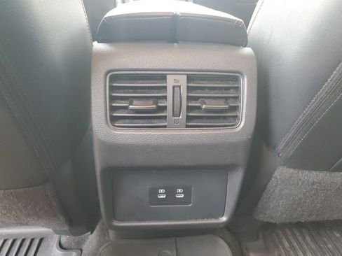 Used 2025 Nissan Rogue SV AWD/4WD image 21