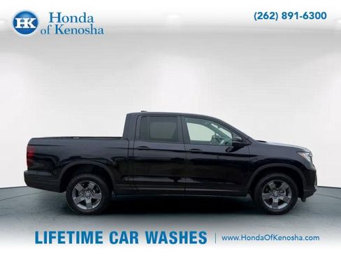 Certified 2024 Honda Ridgeline TrailSport image 9