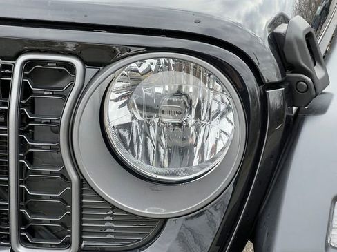 New 2026 Jeep Wrangler Sport S image 36