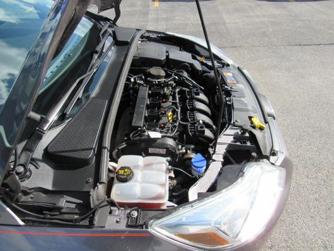 Used 2014 Ford Focus SE image 38