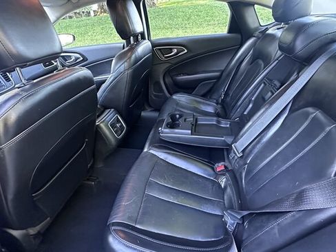 Used 2015 Chrysler 200 C FWD image 6