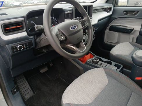 Used 2023 Ford Maverick XLT image 11