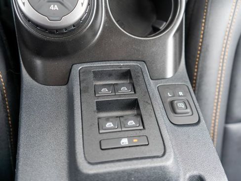 Used 2023 Ford Bronco Badlands w/ Sasquatch Package image 44