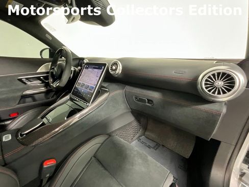 Used 2024 Mercedes-Benz SL 63 AMG SL 63 AMG Collectors Edition image 21