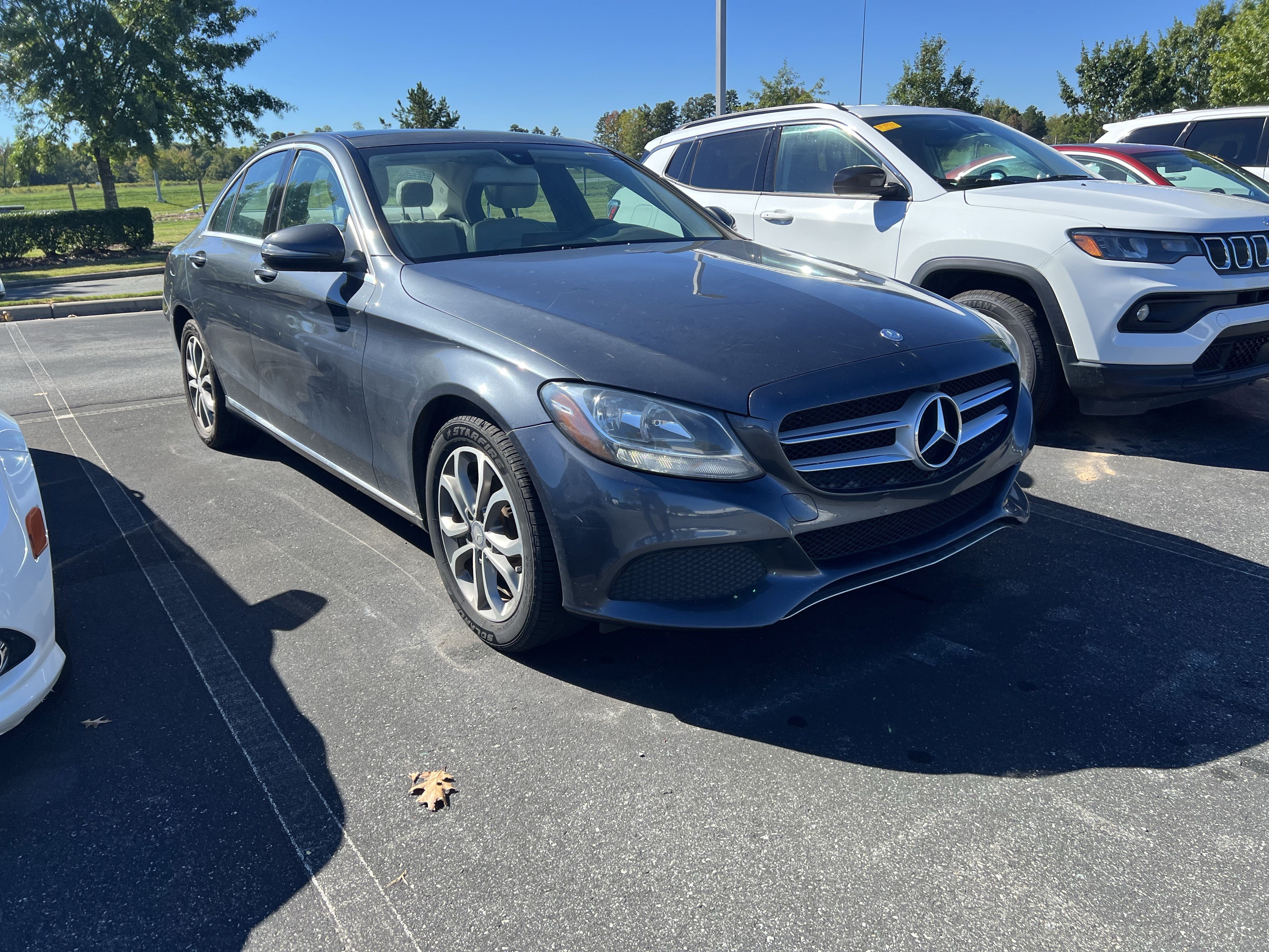 Certified 2016 Mercedes-Benz C 300 4MATIC Sedan image 2