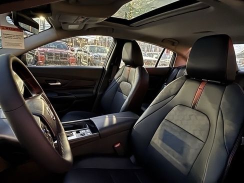 New 2026 Nissan Sentra SR w/ SR Premium Package image 13