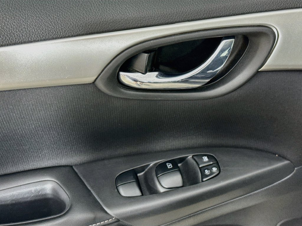 Used 2019 Nissan Sentra S FWD image 18