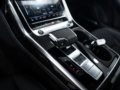 Certified 2025 Audi Q7 3.0T Premium Plus w/ Premium Plus Package AWD/4WD image 12