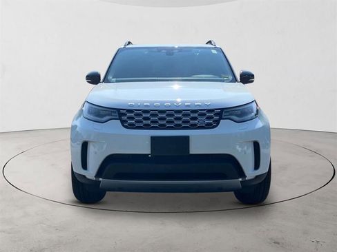 New 2025 Land Rover Discovery S AWD/4WD image 8