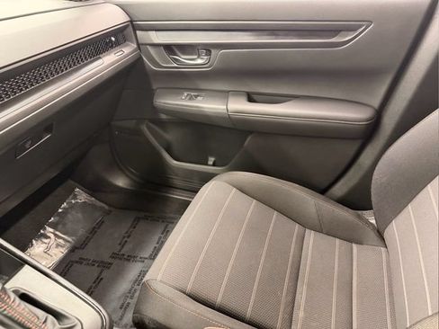 Used 2025 Honda CR-V Sport image 22