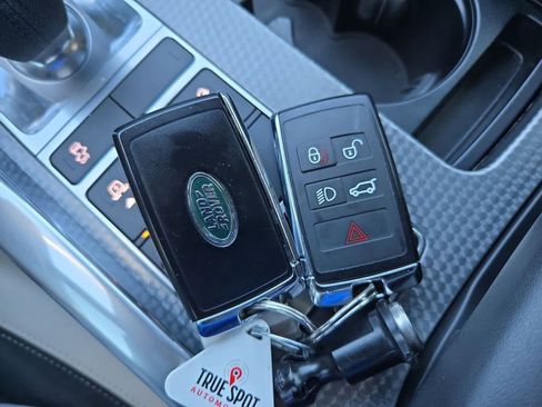 Used 2021 Land Rover Range Rover Sport HST image 36
