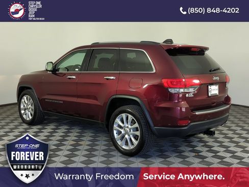 Used 2017 Jeep Grand Cherokee Limited RWD image 4