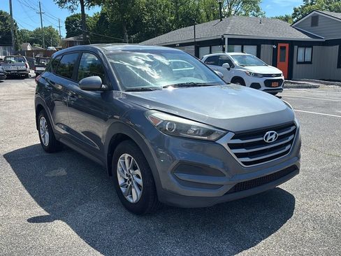 Used 2018 Hyundai Tucson SE FWD image 7