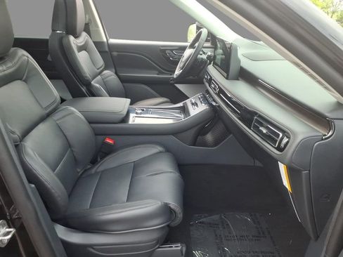 New 2026 Lincoln Aviator Reserve AWD/4WD image 13
