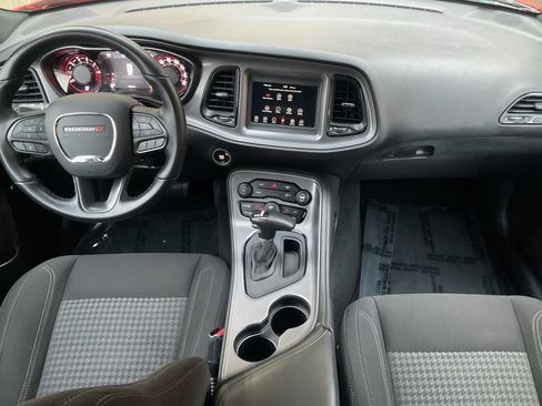 Used 2023 Dodge Challenger SXT w/ Blacktop Package image 19