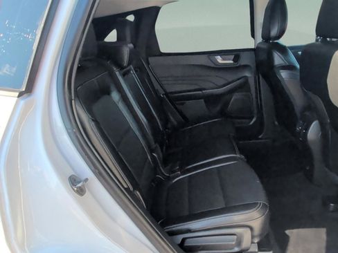 Used 2022 Ford Escape SEL image 30