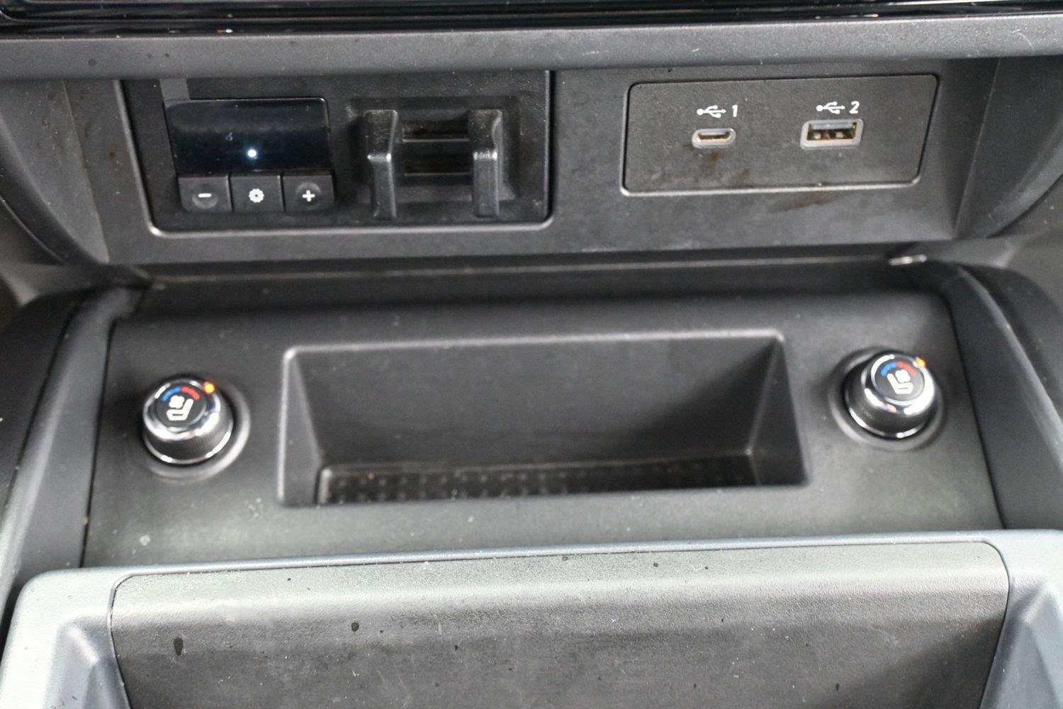 Used 2021 Nissan Titan PRO-4X w/ Pro-4x Convenience Package AWD/4WD image 25