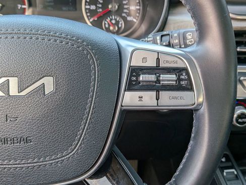 Used 2022 Kia Telluride EX w/ EX Premium Package image 26