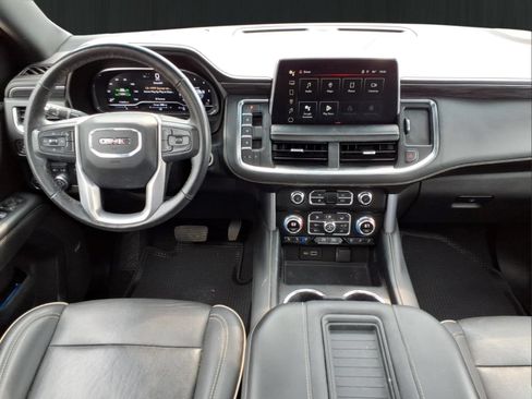 Used 2022 GMC Yukon SLT w/ SLT Luxury Package AWD/4WD image 17