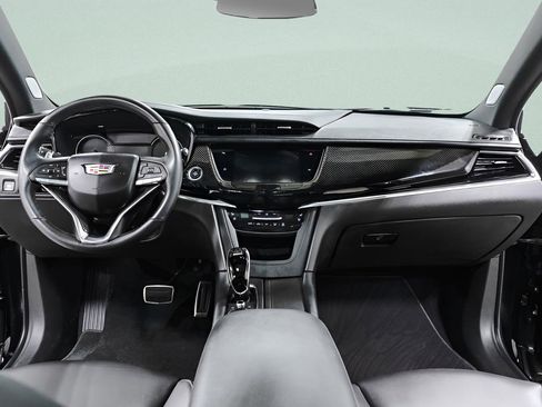 Used 2024 Cadillac XT6 Sport w/ LPO, Floor Liner Package AWD/4WD image 8