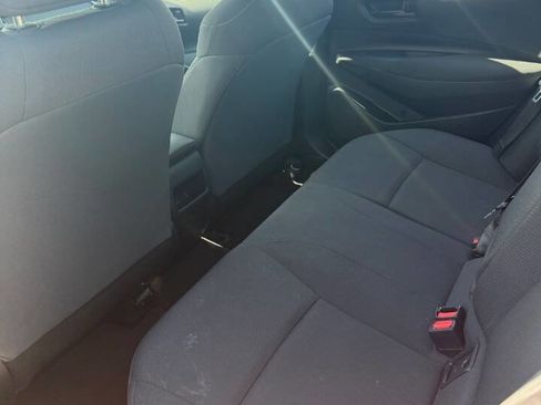 Used 2022 Toyota Corolla LE w/ Carpet Mat Package (TMS) FWD image 18