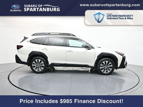 Used 2023 Subaru Outback Limited image 8