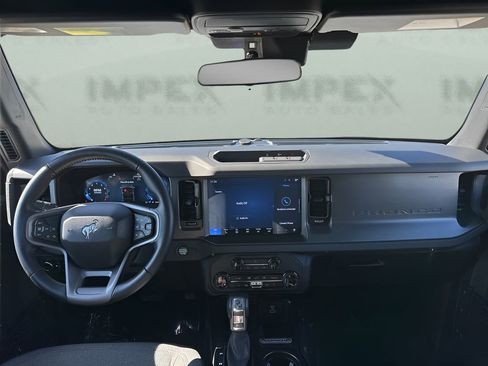 Used 2025 Ford Bronco Big Bend image 11