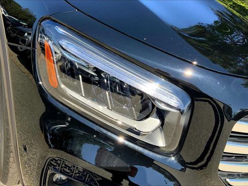 Certified 2026 Mercedes-Benz GLB 250 4MATIC image 17