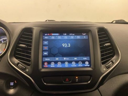 Used 2022 Jeep Cherokee Latitude Lux w/ Sun & Sound Group image 13