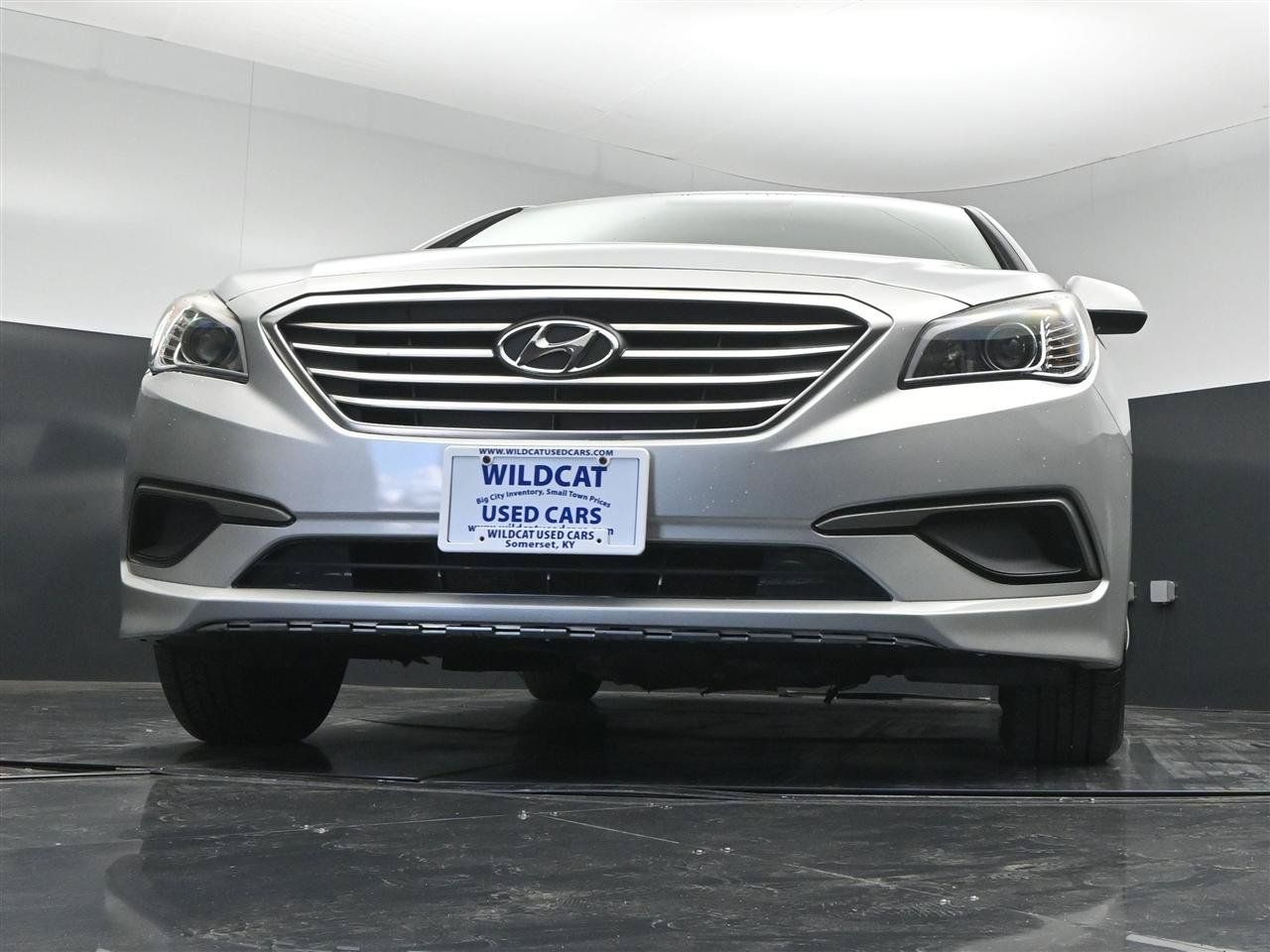 Used 2016 Hyundai Sonata SE FWD image 28