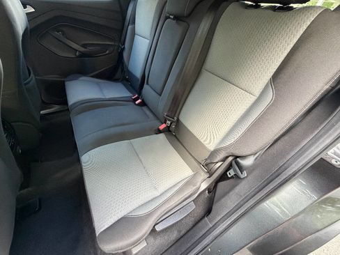 Used 2017 Ford Escape SE AWD/4WD image 14