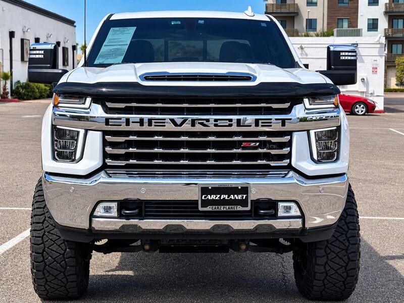 Used 2022 Chevrolet Silverado 2500 LTZ w/ LTZ Plus Package AWD/4WD image 9