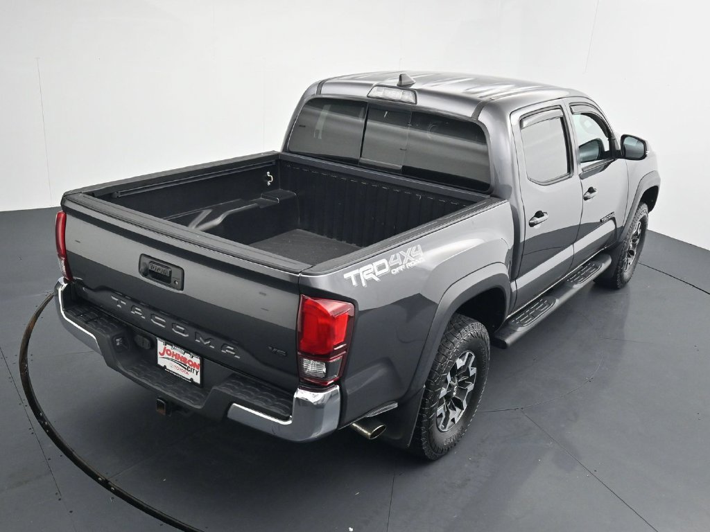 Used 2019 Toyota Tacoma TRD Off-Road AWD/4WD image 29