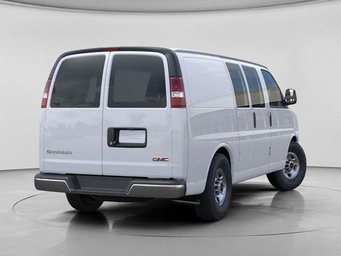 New 2026 GMC Savana 2500 w/ Driver Convenience Package image 4