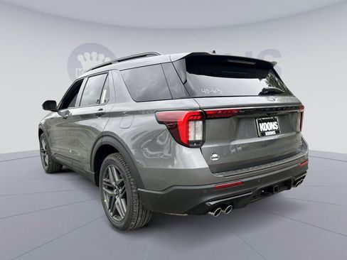 New 2026 Ford Explorer ST w/ Sun And Sound Package AWD/4WD image 4